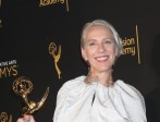 Ella es Michele Clapton. La ganadora de 4 premios Emmy por su trabajo en diseño de vestuario. 