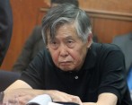  El pasado 7 de noviembre, Alberto Fujimori rogó ante el tribunal que le permitieran terminar su sentencia en casa y, según dijo, evitar su muerte en prisión. FOTO ARCHIVO XINHUA
