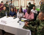 Reunión por viodeconferencia entre los seis alcaldes del Bajo Cauca y el altocomisionado de Paz, Miguel Ceballos, para analizar situación de la región FOTO @ComisionadoPaz