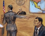 Al realizarse a puerta cerrada, no se han revelado fotografías del juicio. Este es un dibujo del artista Jane Rosenberg donde aparece el asistente del Fiscal de EE.UU. mientras presenta su acusación frente al juez y el narcotraficante mexicano (a la derecha). FOTO: EFE