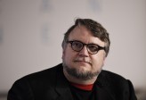 Guillermo del Toro, realizador mexicano que estrenó Cronos en Cannes en 1993, dijo que valoraba la oportunidad de celebrar a otros directores. FOTO AFP
