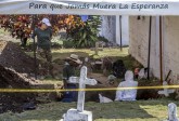 Antropólogos y funcionarios de la JEP realizan desde el pasado 17 de febrero la exhumación de los restos humanos en el cementerio de Dabeiba .Foto Juan Antonio Sánchez Ocampo
