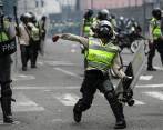 Venezuela le pidió a Colombia que le entregue a tres militares