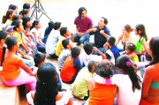 Los niños que hacen parte del taller se dieron cita en el Centro Cultural de Moravia para tomar parte en el taller que finalizará este sábado. Los talleristas destacaron el interés y las ganas de aprender que mostraron los niños desde la primera jornada.
