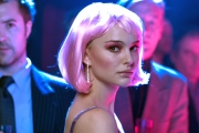 Closer será recordada por la canción The blower?s daughter.