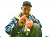 ColprensaDesde que tenía 10 años, Jorge Elías González Vásquez ha estudiado la Naturaleza. Con la radiestesia, además de hacer llover o evitarlo, puede encontrar guacas o corrientes de agua subterráneas.