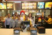 Donaldo Zuluaga
El equipo humano de McDonald's está conformado por estudiantes universitarios que se capacitan en la misma empresa.