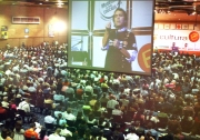 Robinson SáenzEl alcalde de Medellín, Sergio Fajardo, congregó a cerca de 4.000 personas en el foro sobre emprendimiento. Los invitados, Germán Efromovich, Marcos Zarikian y Samuel Azout, se pusieron la camiseta de Cultura E.