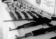 Cortesía PolicíaEl último golpe a la banda de "don Mario" la dio la Policía Antioquia el pasado martes, cuando descubrió en Amalfi una caleta donde había fusiles AK-47, granadas y material de intendencia. Pertenece, según la Policía, al grupo Héroes