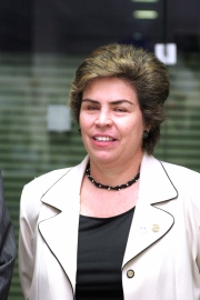 Con su trabajo, Margarita Olarte se ganó el reconocimiento de sus colegas de los concesionarios en Medellín.