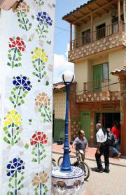 Manuel Saldarriaga, enviado especial-El Carmen de ViboralLa idea que se tiene con este trabajo de intervención urbana es convertir El Carmen de Viboral en destino turístico y exaltar su cultura de la cerámica.