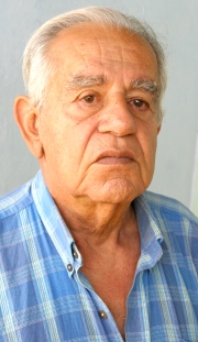 Mario Escobar impulsó a muchos escritores en sus talleres literarios.