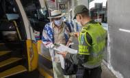 Recuerde llevar el tapabocas, si no lo usa, no podrá subirse al bus. FOTO ANDRÉS CAMILO SUÁREZ.