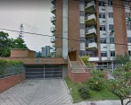 El edificio Kampala está ubicado en Robledo, occidente de Medellín. FOTO Google Street View