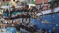 Con la realización de la carrera Downhill Challenge, la organización del Guinness World Records le concedió a Medellín el titulo de la pista urbana de ciclismo más larga del mundo. Foto: Robinson Sáenz