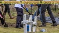 Cuatro días duró esta segunda jornada de inspección y exhumación en el cementerio Las Mercedes de Dabeiba, se encontraron 37 cuerpos. Foto Juan Antonio Sánchez Ocampo