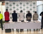 Los cinco capturados fueron dejados a disposición de la Fiscalía General de la Nación acusados de tráfico de estupefacientes. FOTO CORTESÍA 