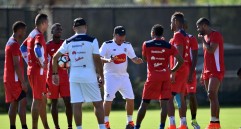 Bolillo debuta en la Copa dirigiendo a Panamá ante Bolivia