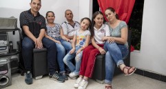 Los ingresos de Diana Marcela González son el sustento de ella y seis miembros de su familia. FOTO EL COLOMBIANO
