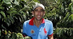 El emprendimiento, ver la finca como una empresa, es la clave del éxito de Hugo Correa y su familia en Jardín. FOTO donaldo zuluaga
