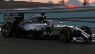 En el combate entre los dos monoplazas de Mercedes para ganar el Mundial, Hamilton comenzó a marcar territorio desde el principio. FOTO REUTERS