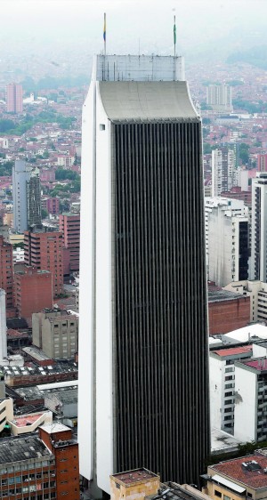 Edificio Coltejer (Centro) 37 pisos
