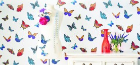 Las nuevas tendencias en papeles pintados nos devuelven a plena naturaleza. Mariposas y mares que inspiran una nueva decoración. Foto: Efe Reportajes