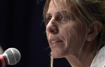 Nisman fue “víctima de homicidio sin lugar a dudas”, insistió la jueza Sandra Arroyo Salgado, que presentó este jueves ante la prensa las conclusiones de un informe encargado a sus propios peritos sobre la muerte del fiscal. FOTO AFP
