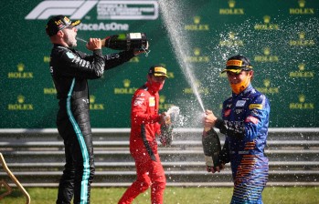 El primer trío ganador de la atípica temporada de F-1: Bottas, Leclerc y Norris, los mejores en el GP de Austria. FOTO AFP