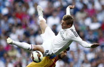 Toni Kroos, centrocampista internacional alemán del Real Madrid, se sometió en la mañana de este domingo, a unas pruebas médicas. FOTO AP