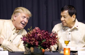 El presidente de EE. UU., Donald Trump, y el de Filipinas, Rodrigo Duterte, tuvieron un primer encuentro en Manila esperado por mucho, debido a la personalidad polémicas de ambos. FOTO EFE