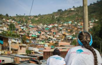 La Ong fundada en Chile persiste en su labor de brindar vivienda digna a quienes más la necesitan. FOTOS techo