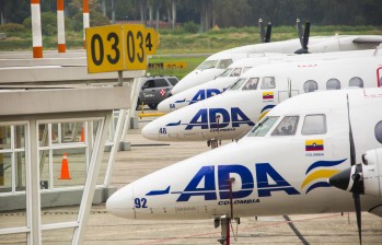 El gerente de ADA, Andrés Betancur, no pierde la esperanza de que la aerolínea vuelva a volar; hay negociaciones que podrían salvar a la empresa de su liquidación. FOTO carlos velásquez