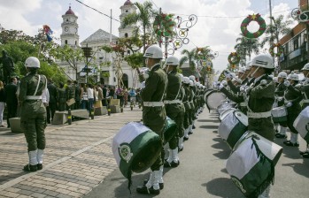 La reforma pensional que urge Colombia debe revisar los regímenes que aplican a las Fuerzas Militares y al magisterio, señalan Anif y Fedesarrollo. Foto: EL COLOMBIANO.