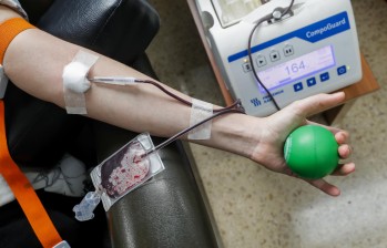 Al menos 50 % han disminuido las donaciones de sangre en el país. En el hospital San Vicente (imagen) bajaron de 1.200 a 400. FOTO ESTEBAN VANEGAS