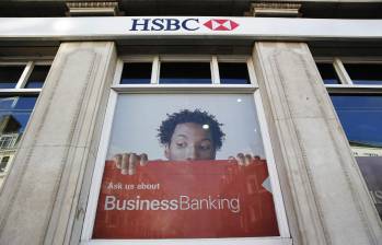 Por países, Venezuela es el país con más cuentas en la cuestionada sucursal suiza del HSBC, con US$14.800 millones y una cartera de 1.138 clientes. FOTO reuters.