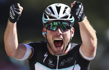 Mark Cavendish, del equipo Ettix Quick Step, ganó la séptima etapa del Tour de Francia. FOTO AP