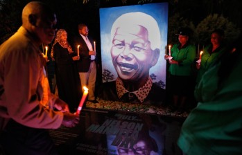 Nelson Mandela fue lecto presidente de Sudáfrica el 27 de abril de 1994. FOTO: EFE
