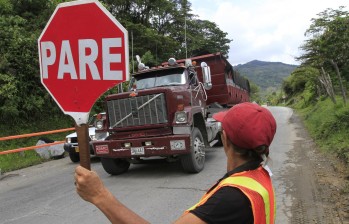 La población del Oriente de Antioquia espera que se cumpla con las promesas en materia de obras. FOTO RÓBINSON SÁENZ.
