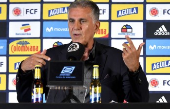 Carlos Queiroz, seleccionador nacional, durante la rueda de prensa previa al duelo con Ecuador. FOTO CORTESÍA FCF