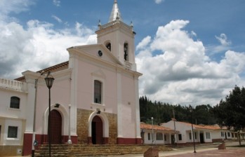 El municipio de Tinjacá vivirá este domingo una atípica jornada electoral en la que se repetirán los comicios del pasado 25 de octubre, cuando venció el voto en blanco. 