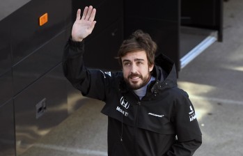 El piloto español volverá a pilotar en la inauguración de la temporada en Melbourne. FOTO AFP