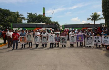 Protesta por los 43 desaparecidos de Ayotzinapa. FOTO EFE