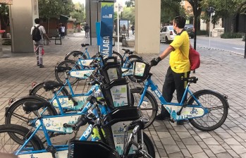 En el primer día de la puesta en marcha, de nuevo, del servicio de bicicletas EnCicla se reportaron 1.529 préstamos, informó el Área Metropolitana. FOTO JULIO CÉSAR HERRERA