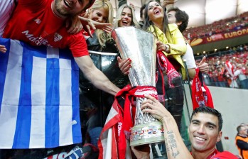 Jose Antonio Reyes celebra en 2015 la Europa League. Foto: Reuters
