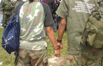 Los menores de edad son utilizados en distintas tareas por las Farc y otros grupos armados ilegales. FOTO archivo