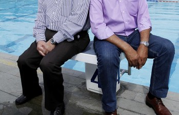 Jaime Cárdenas -izquierda- y Dionisio Rincones han sido servidores de la natación colombiana. FOTO donaldo zuluaga