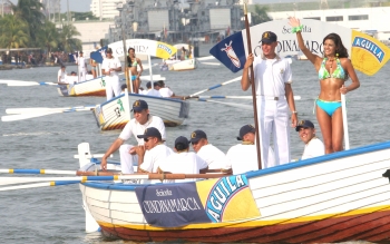 Hernán Vanegas - El desfile recorrió toda la bahía de Cartagena, por la zona de El Laguito.