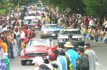 Donaldo Zuluaga - Muchos carros fueron restaurados para el desfile de 2005.