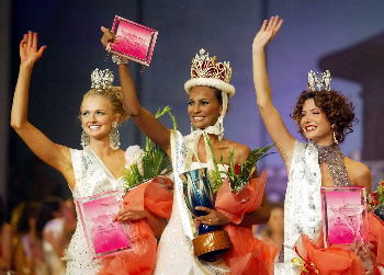 AP - Colombia, Estados Unidos y Grecia, las finalistas de Miss Internacional, uno de los concursos de belleza más importantes del planeta.